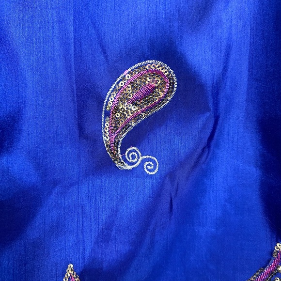 Vintage Blue Embroidered Gold Sequins Paisley All Over Embellished Trim Skirt - Picture 9 of 15